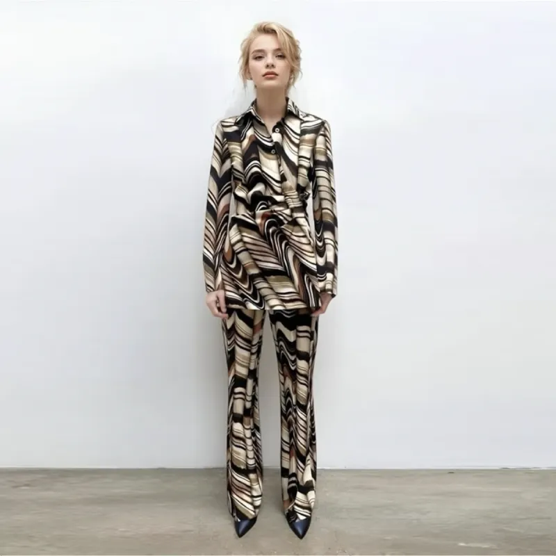 zara blogger fav printed blouse + pant set sold by Good Market Thrift Store