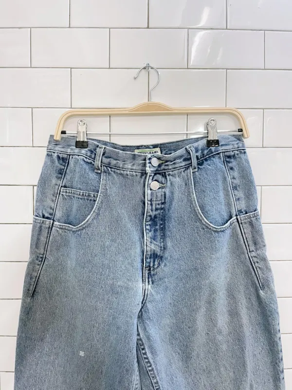 vintage 90s guess two button boyfriend jeans sold by Good Market Thrift Store