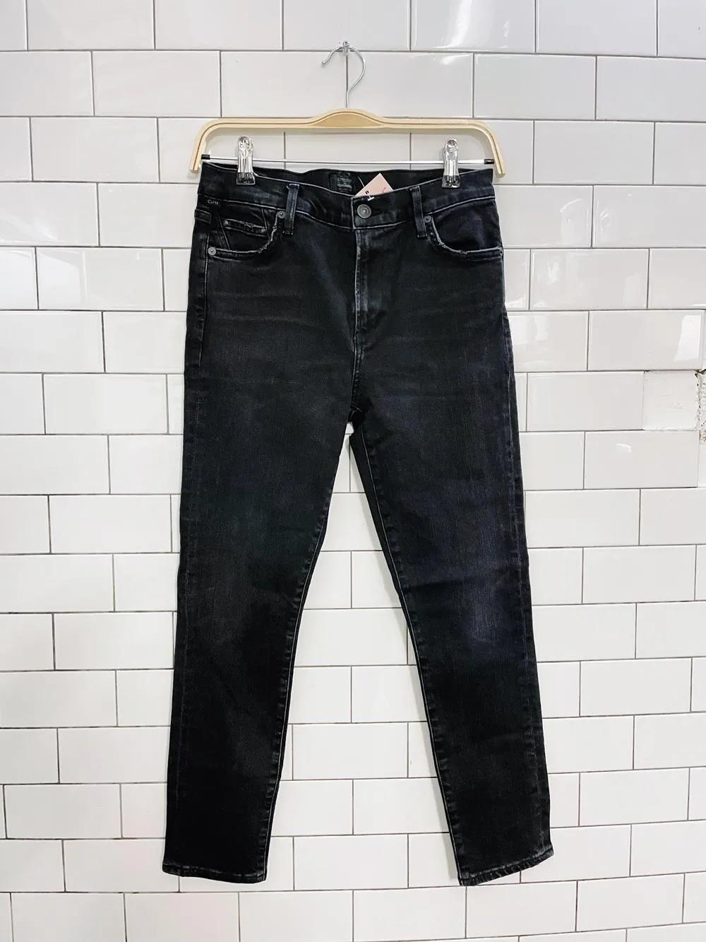 citizens of humanity rocket crop mid-rise skinny jean sold by Good Market Thrift Store product image thumbnail 4