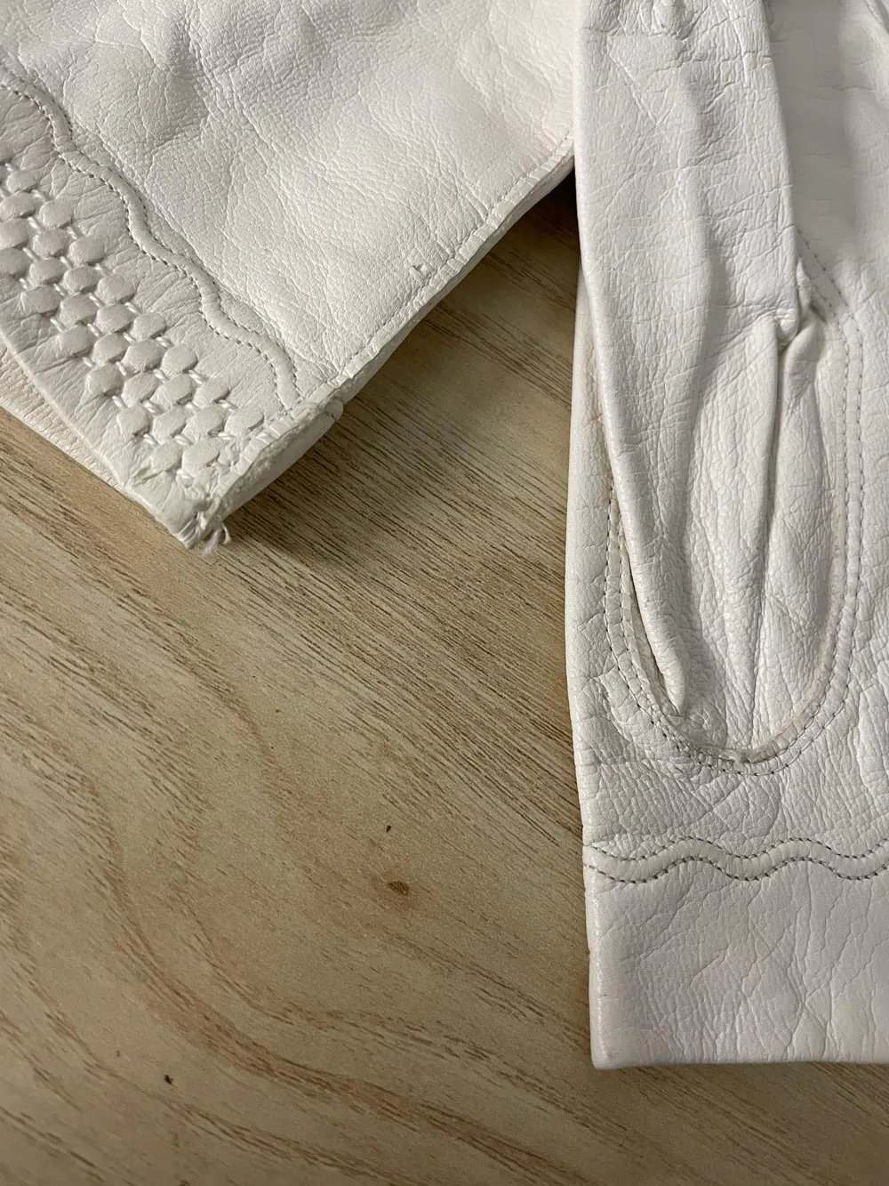 vintage white butter leather gloves sold by Good Market Thrift Store product image thumbnail 2