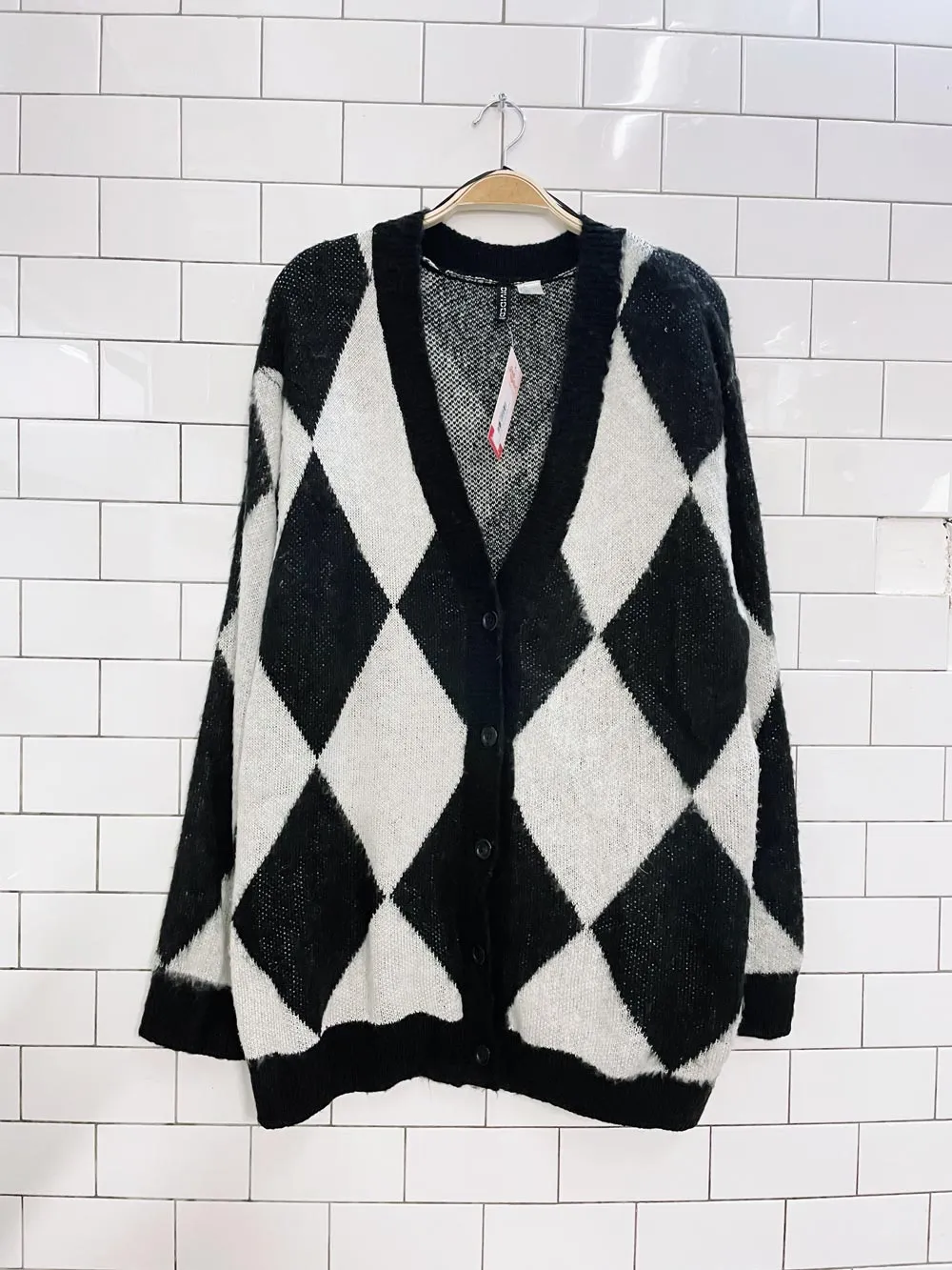 h&m oversized argyle knit cardigan sold by Good Market Thrift Store product image thumbnail 3