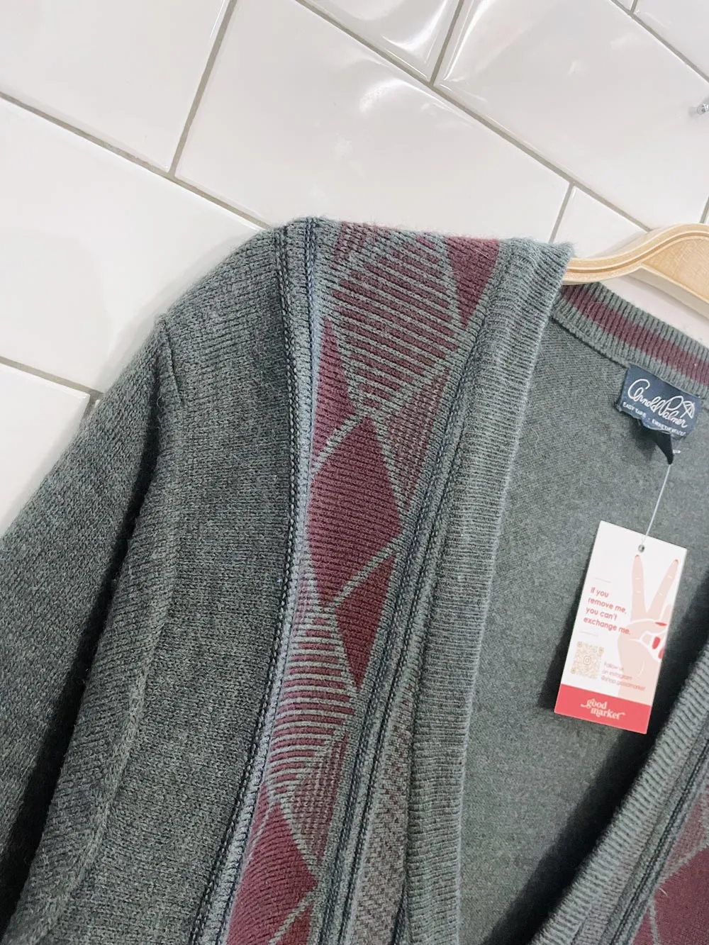 vintage arnold palmer knit dad cardigan sold by Good Market Thrift Store product image thumbnail 2