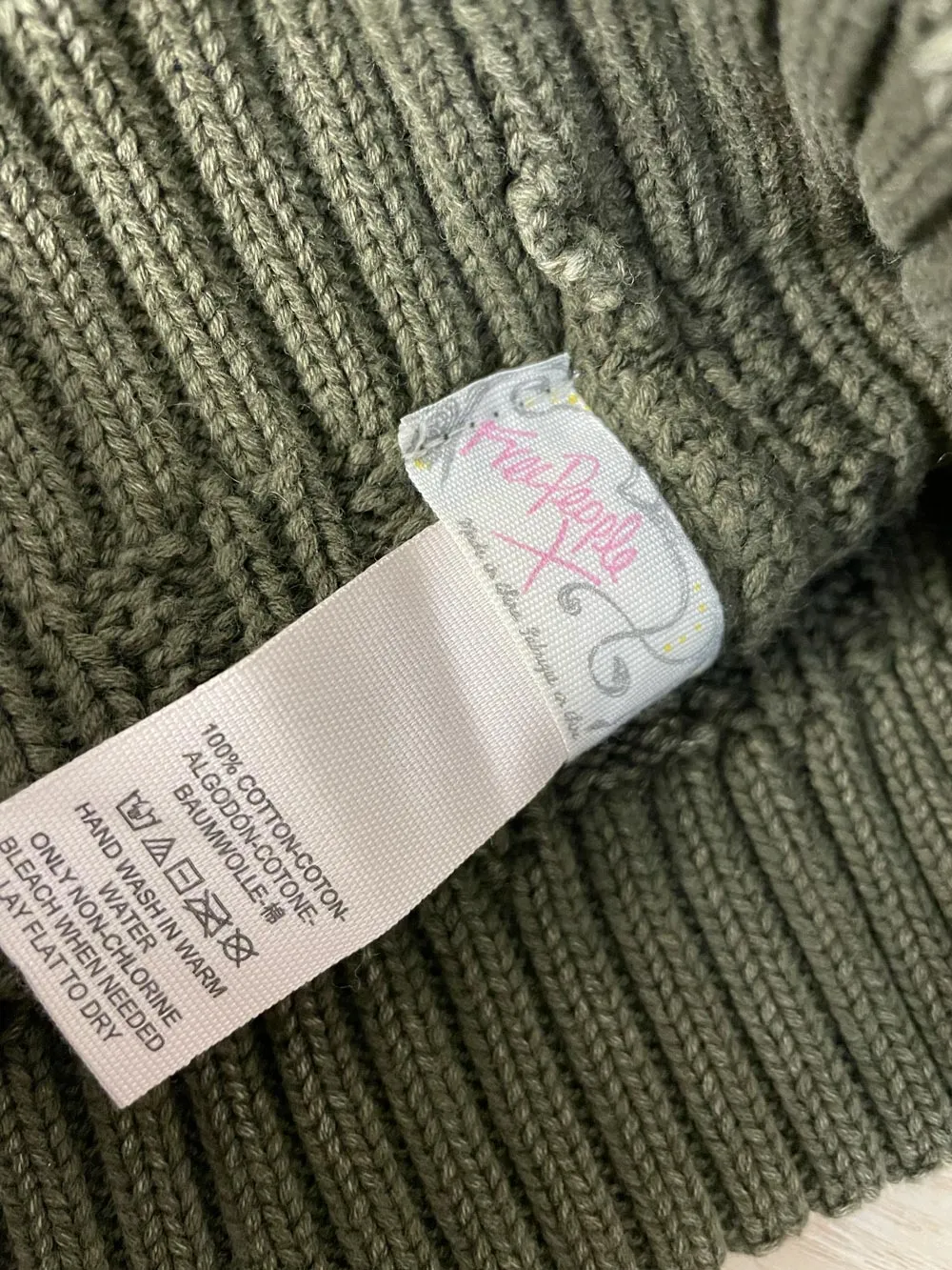 free people stormi washed cable beanie sold by Good Market Thrift Store product image thumbnail 3