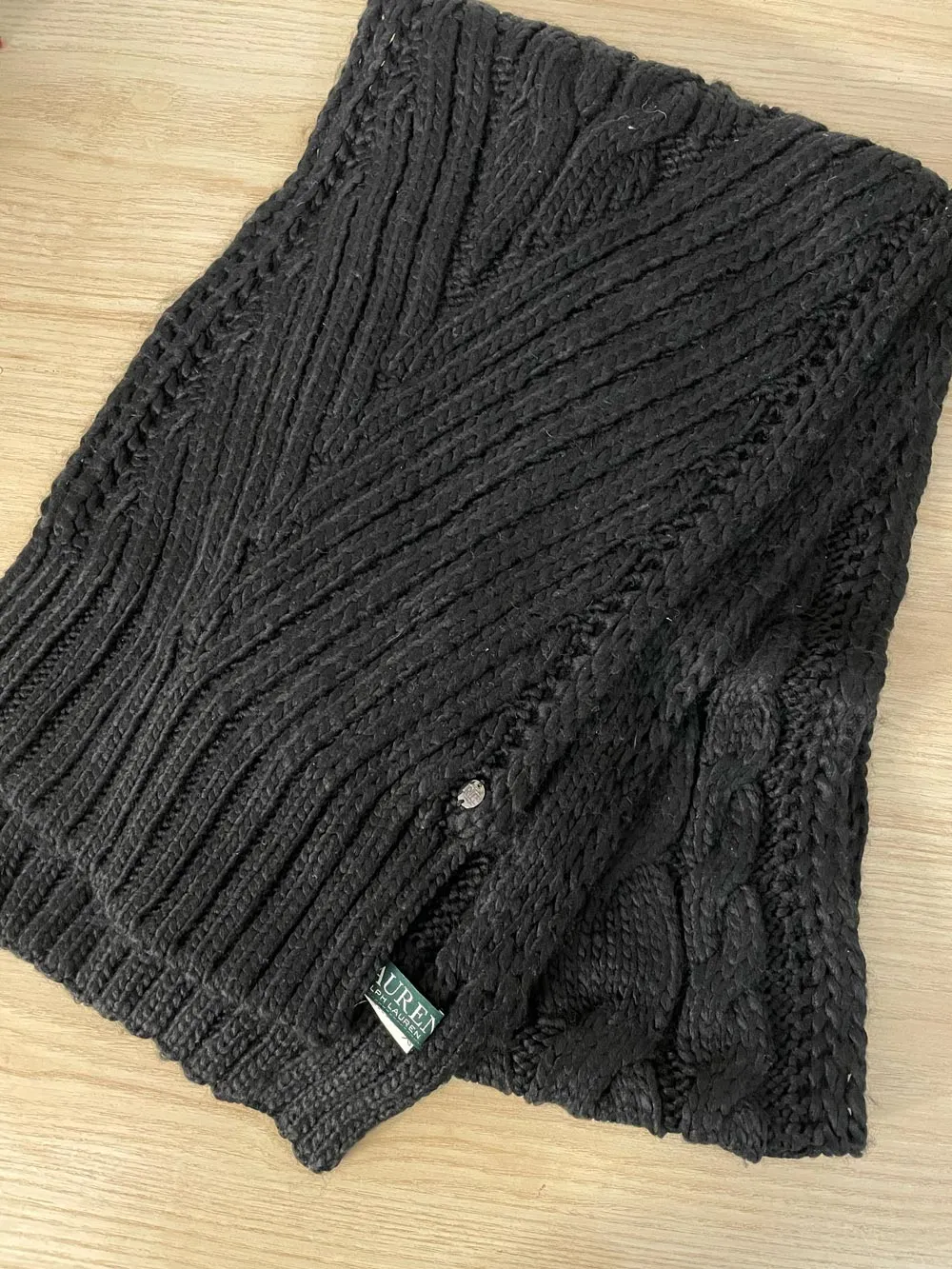 lauren ralph lauren cable knit scarf sold by Good Market Thrift Store