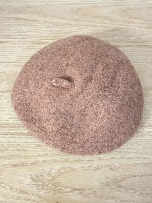 vintage light brown wool beret sold by Good Market Thrift Store