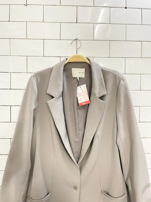 oak + fort single button long blazer jacket sold by Good Market Thrift Store