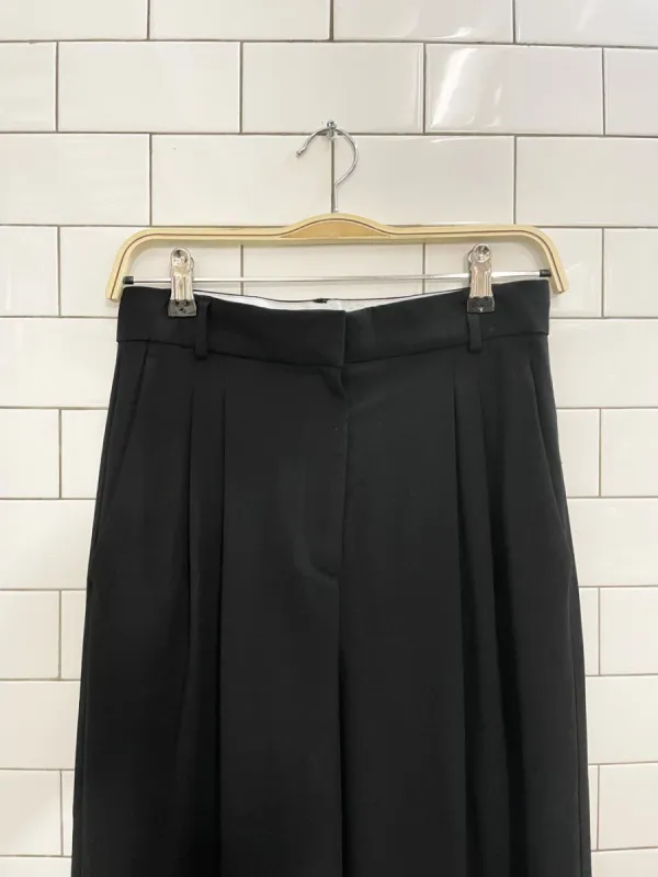 dynamite high rise pleated wide leg trouser sold by Good Market Thrift Store