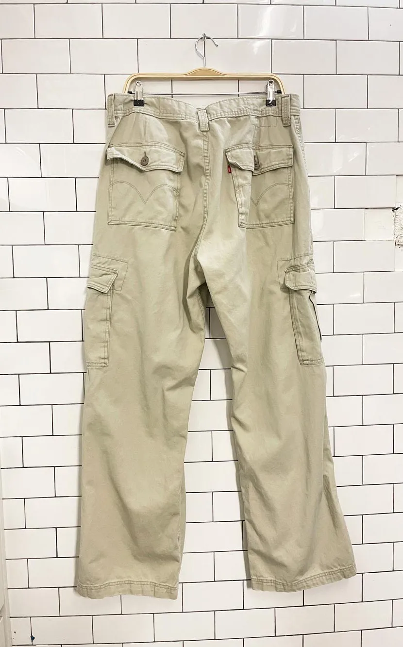 vintage 00s levi's cargo loose straight pant sold by Good Market Thrift Store product image thumbnail 4