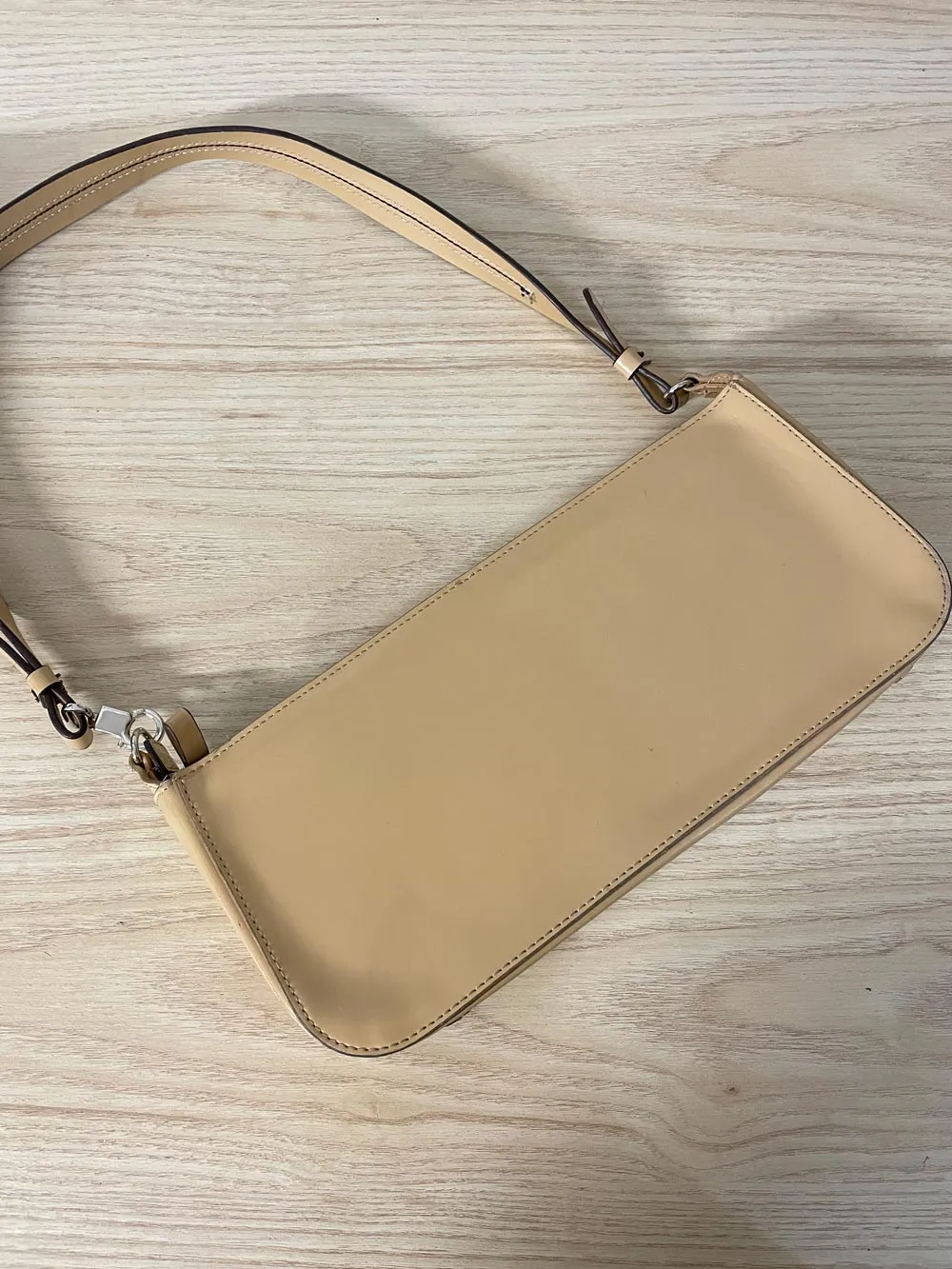 y2k elle faux leather structured shoulder bag sold by Good Market Thrift Store product image thumbnail 3