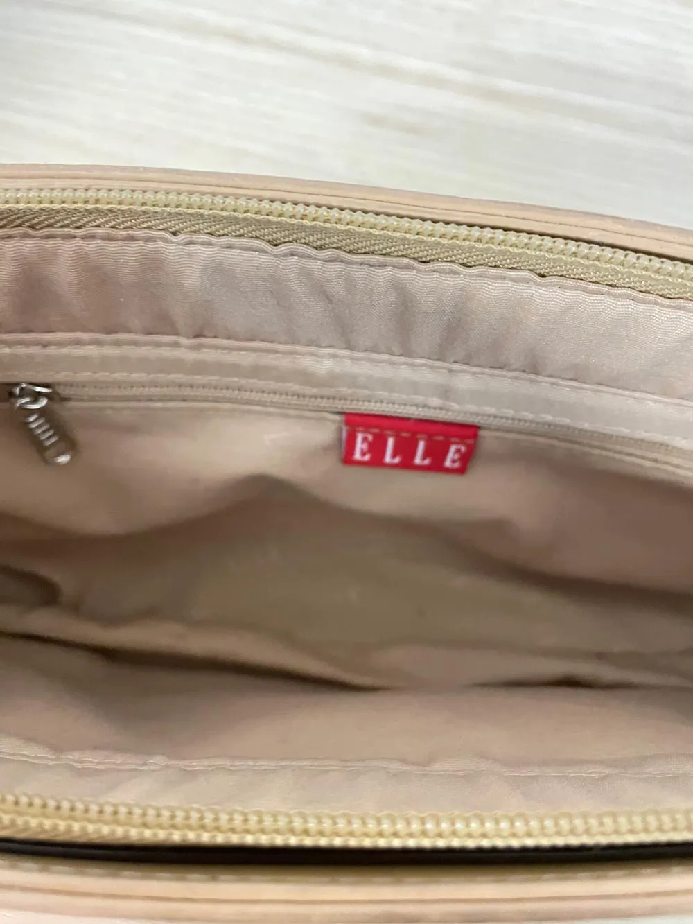 y2k elle faux leather structured shoulder bag sold by Good Market Thrift Store product image thumbnail 5