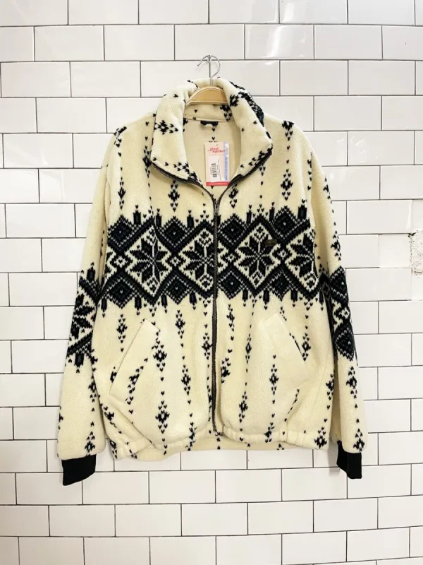 vintage far west snowflake fleece full zip sold by Good Market Thrift Store