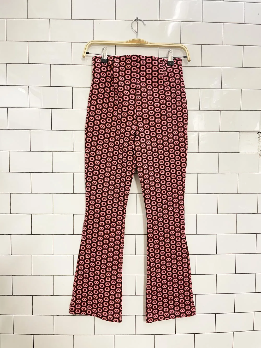 zara groovy geo knit flare pant sold by Good Market Thrift Store product image thumbnail 4