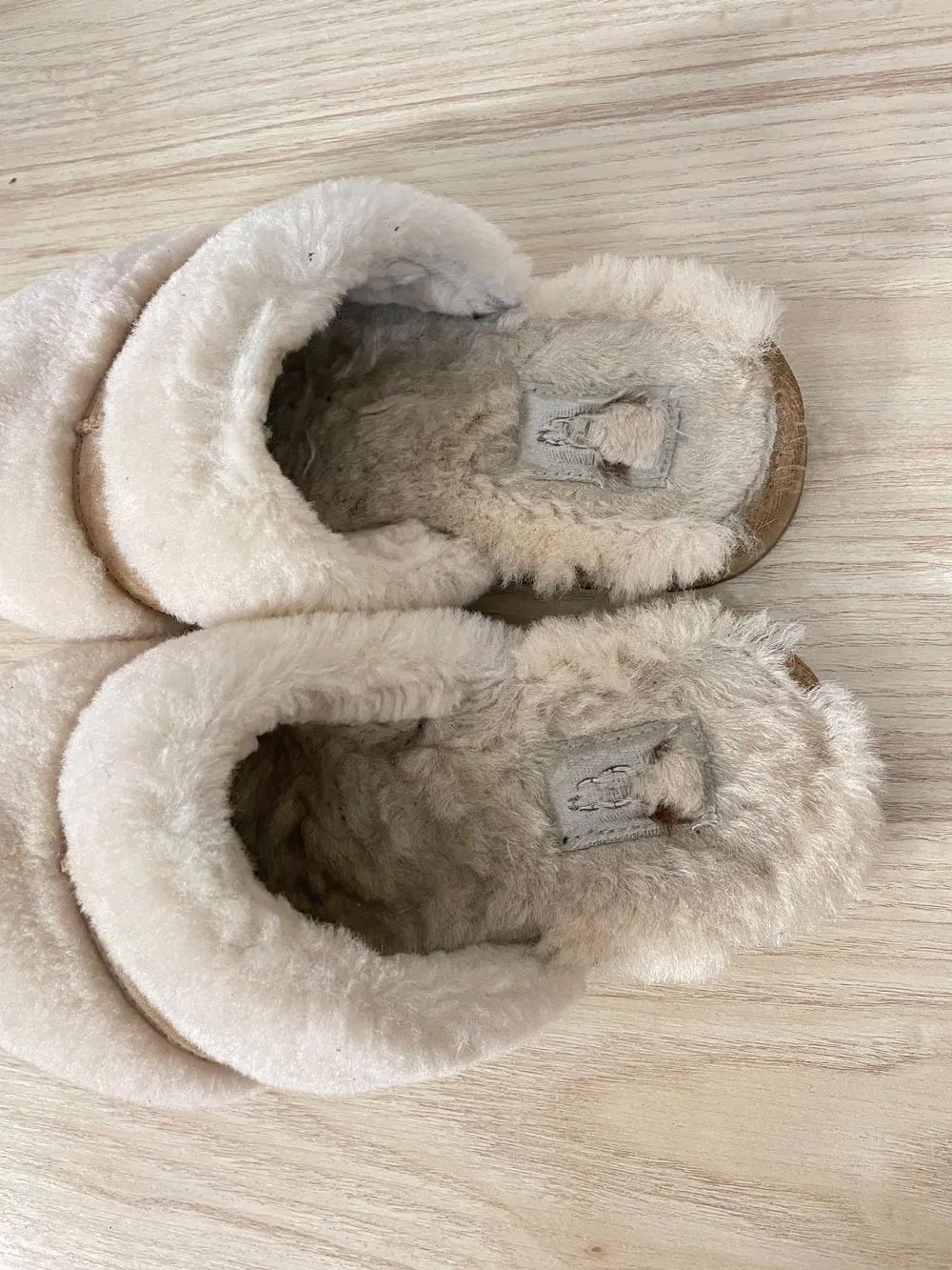 ugg dalla sheepskin slippers sold by Good Market Thrift Store product image thumbnail 3
