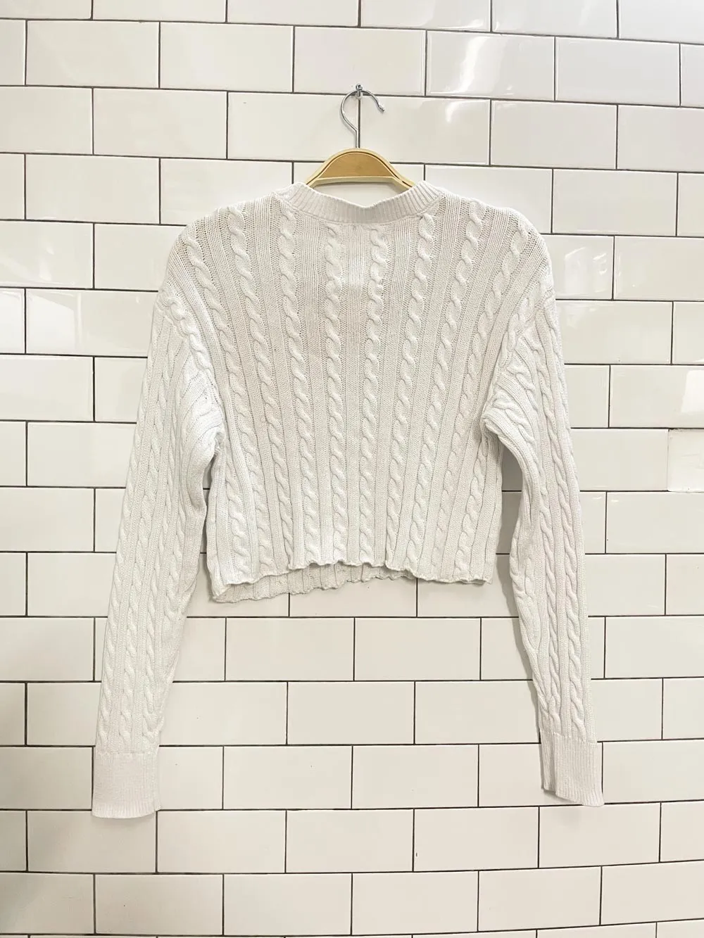 aerie cable knit cropped sweater sold by Good Market Thrift Store product image thumbnail 3