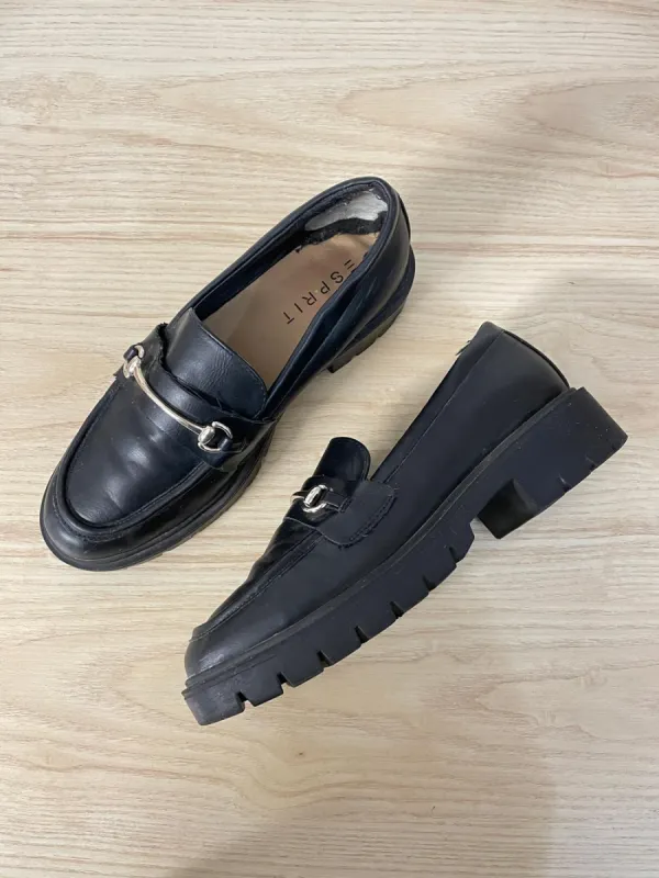 esprit alina faux leather chunky loafer sold by Good Market Thrift Store