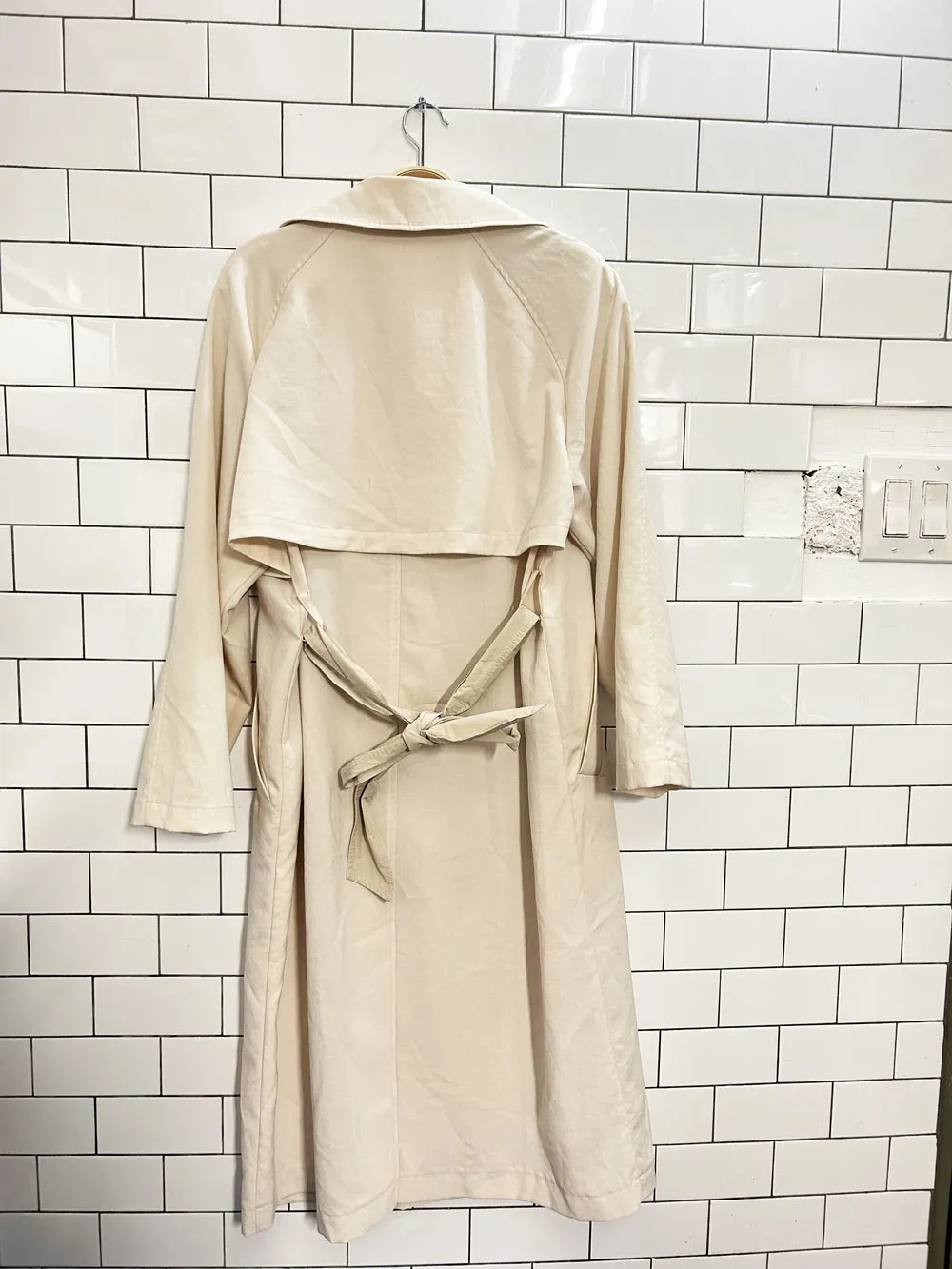view.y light minimal trench coat sold by Good Market Thrift Store product image thumbnail 4