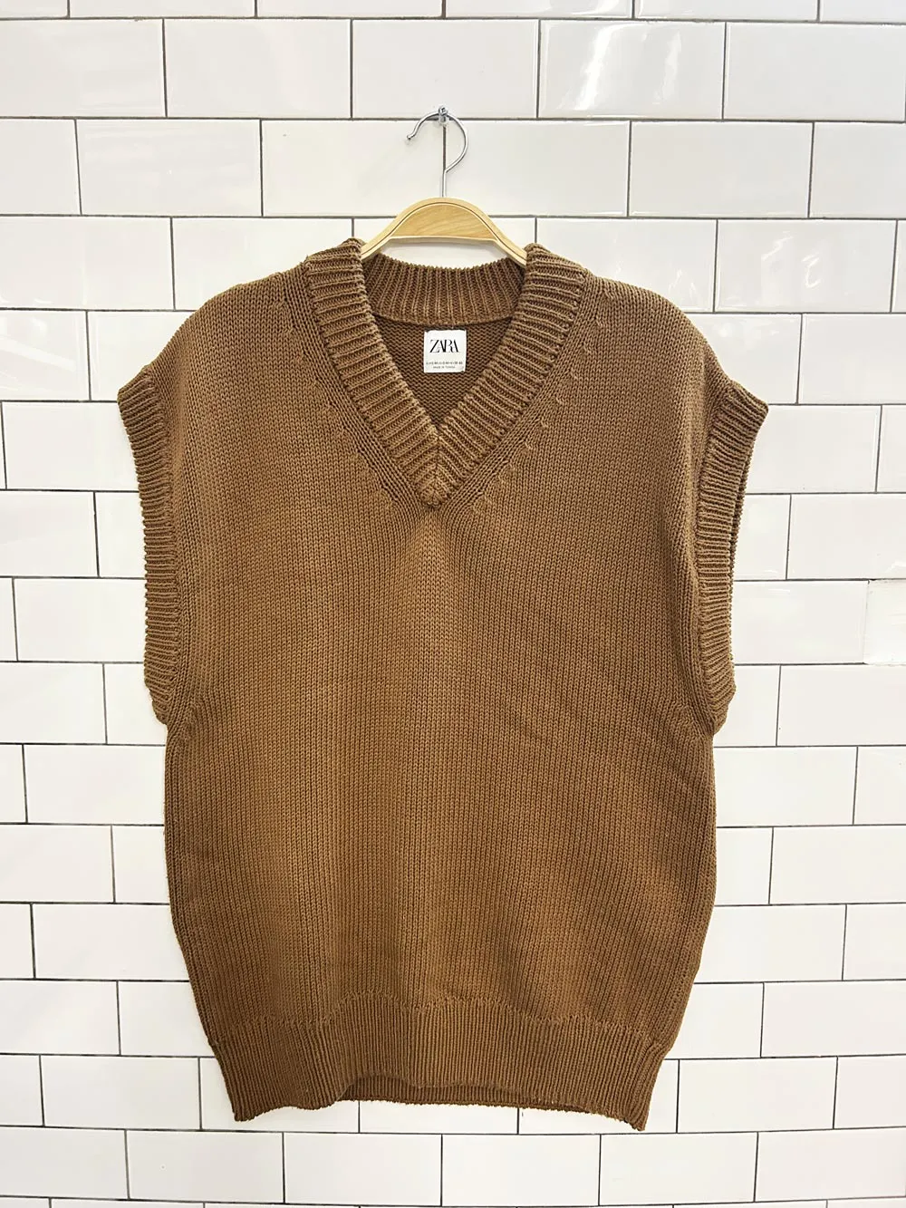 zara oversized knit sweater vest sold by Good Market Thrift Store