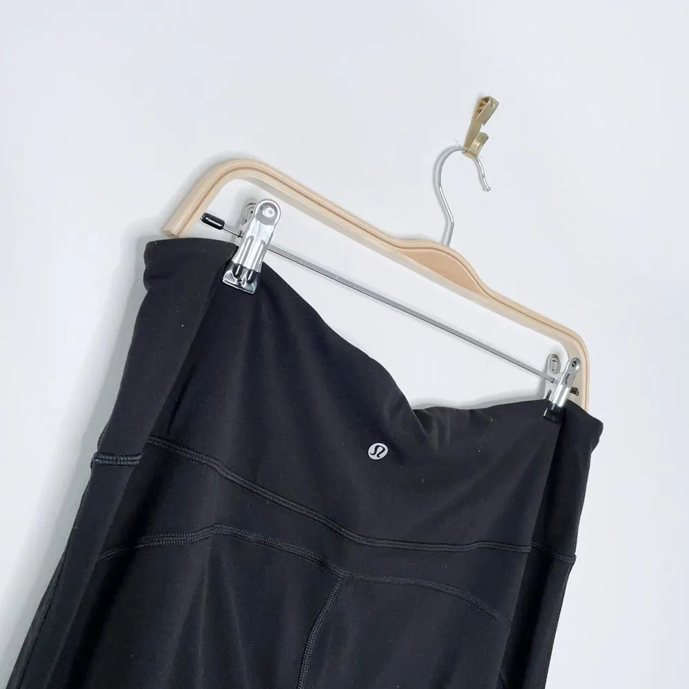 lululemon 2020 groove high rise flare pant nulu sold by Good Market Thrift Store product image thumbnail 5