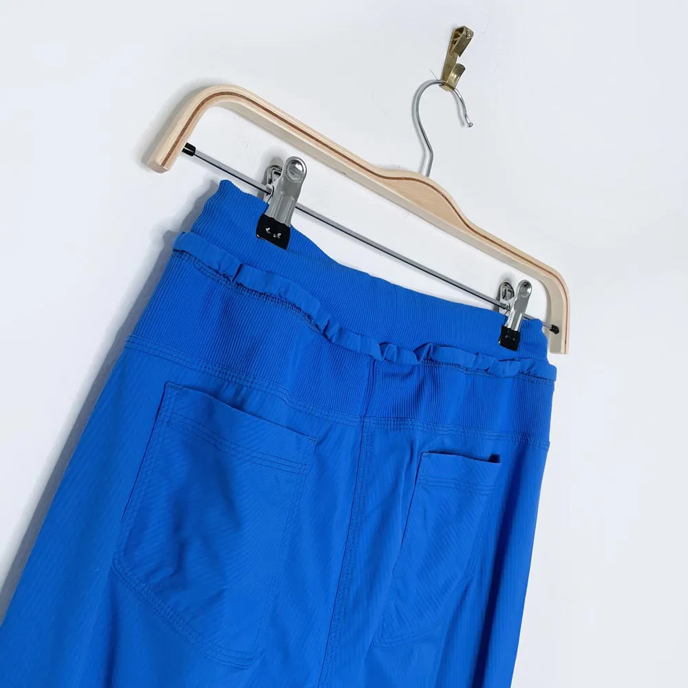 lululemon street to studio pant unlined sold by Good Market Thrift Store product image thumbnail 5