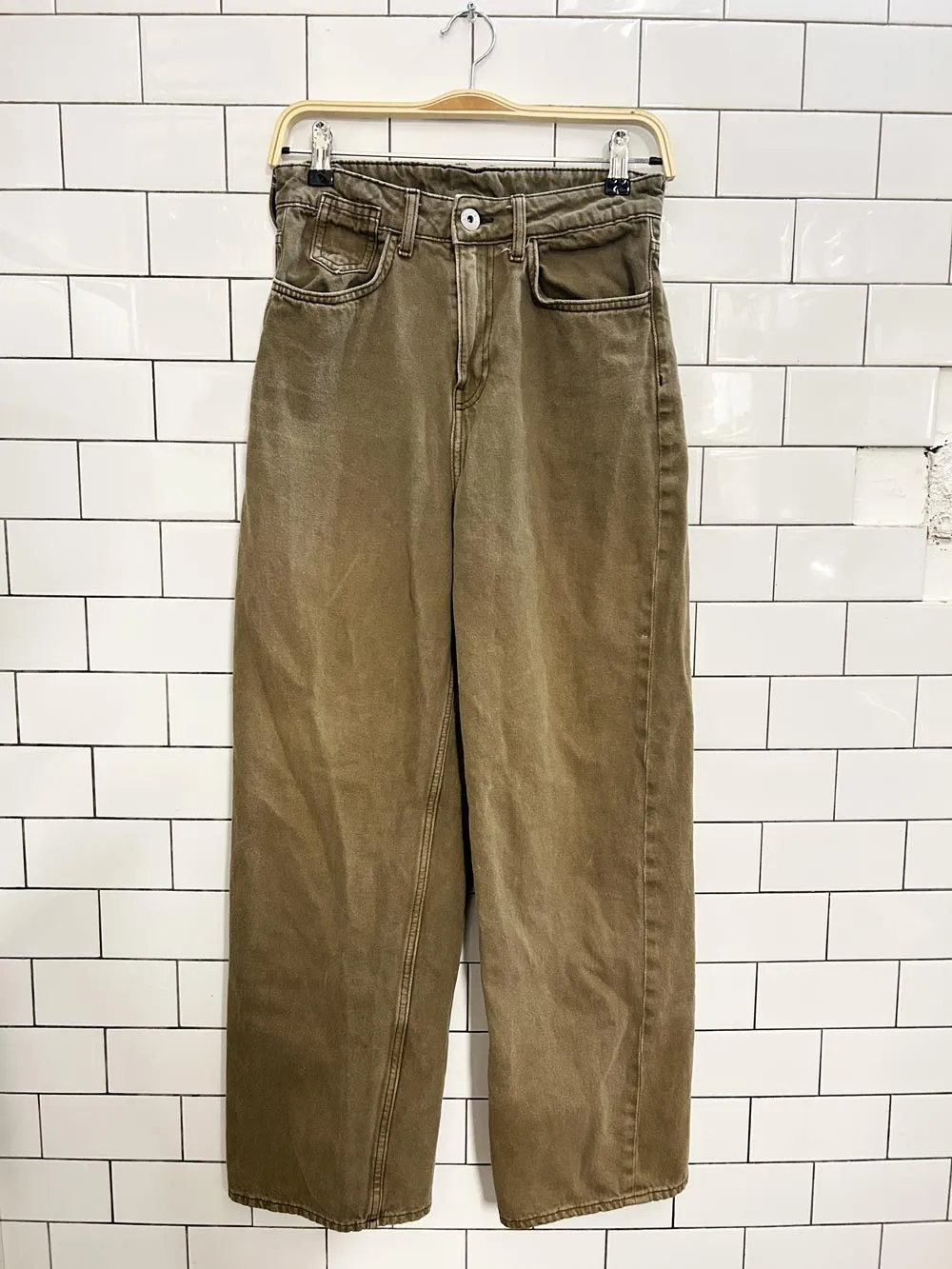 h&m baggy wide leg pant sold by Good Market Thrift Store product image thumbnail 4