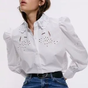 zara polin flower embroidered eyelet blouse sold by Good Market Thrift Store