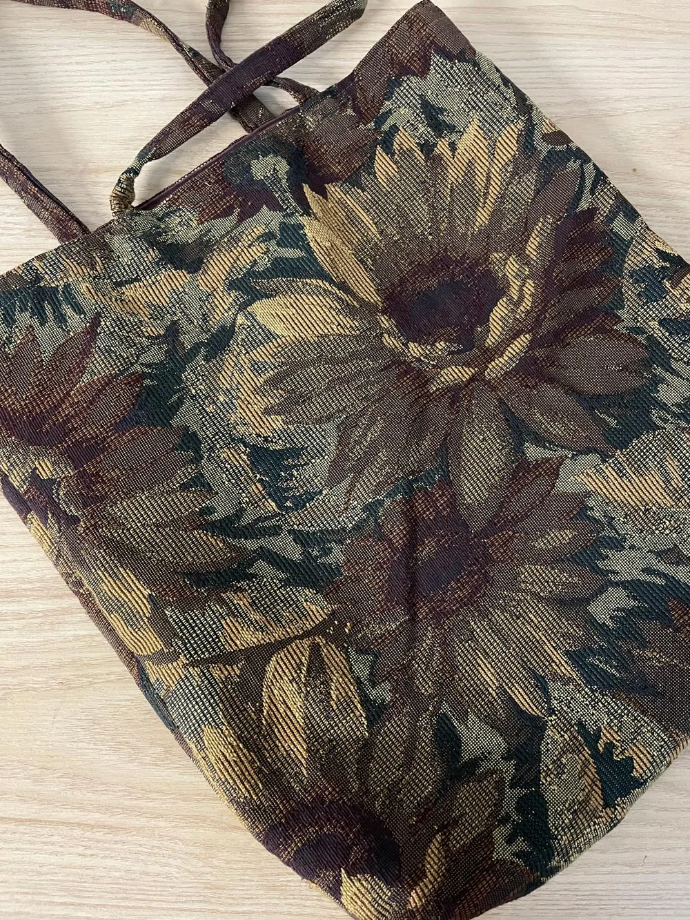 vintage 00s sunflower tapestry tote bag sold by Good Market Thrift Store product image thumbnail 3