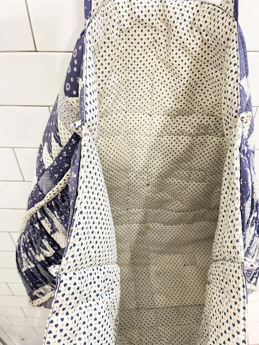 handmade quilt star tote bag sold by Good Market Thrift Store product image thumbnail 4