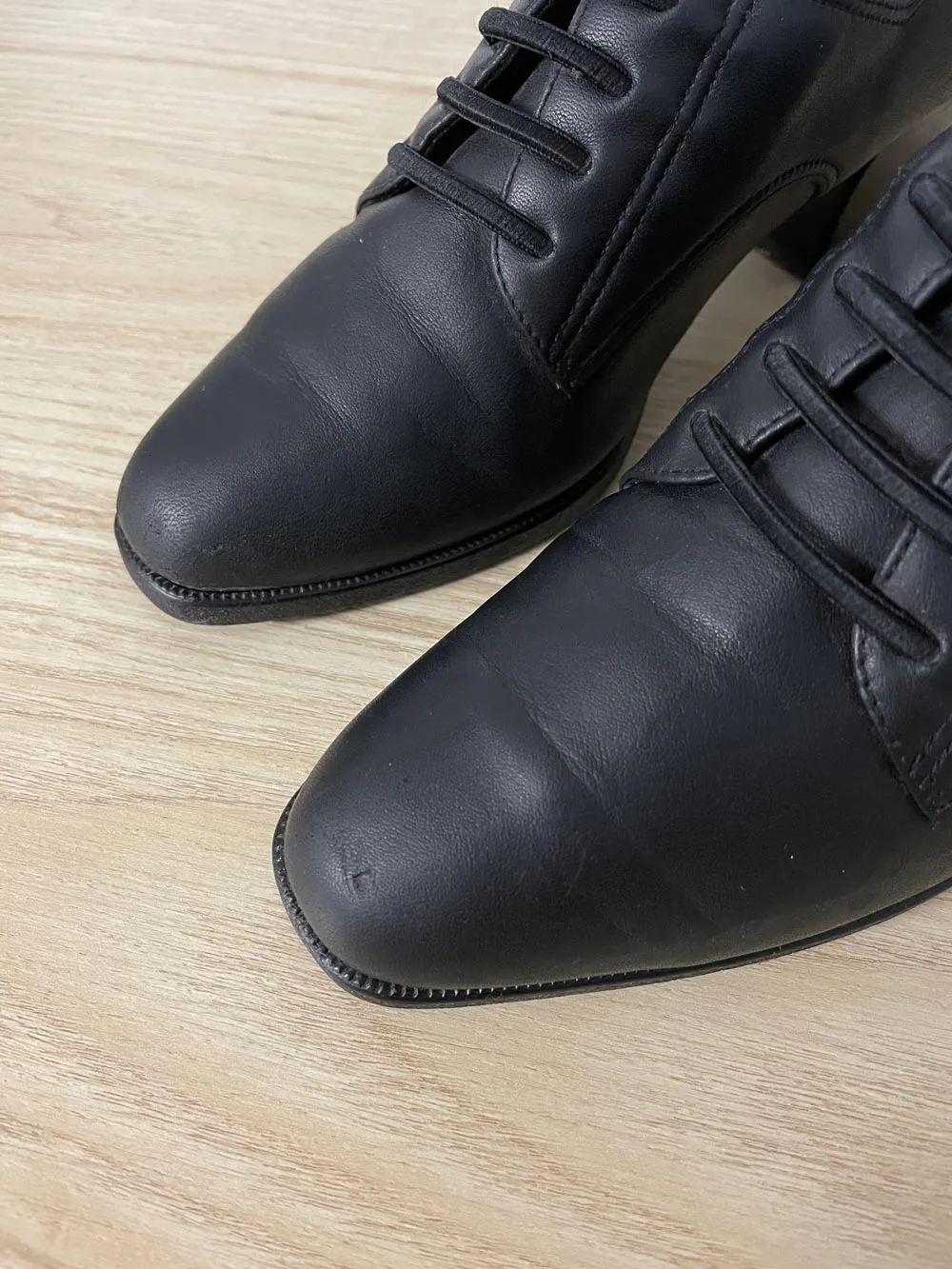 vintage 90s air supply heeled leather loafer sold by Good Market Thrift Store product image thumbnail 2