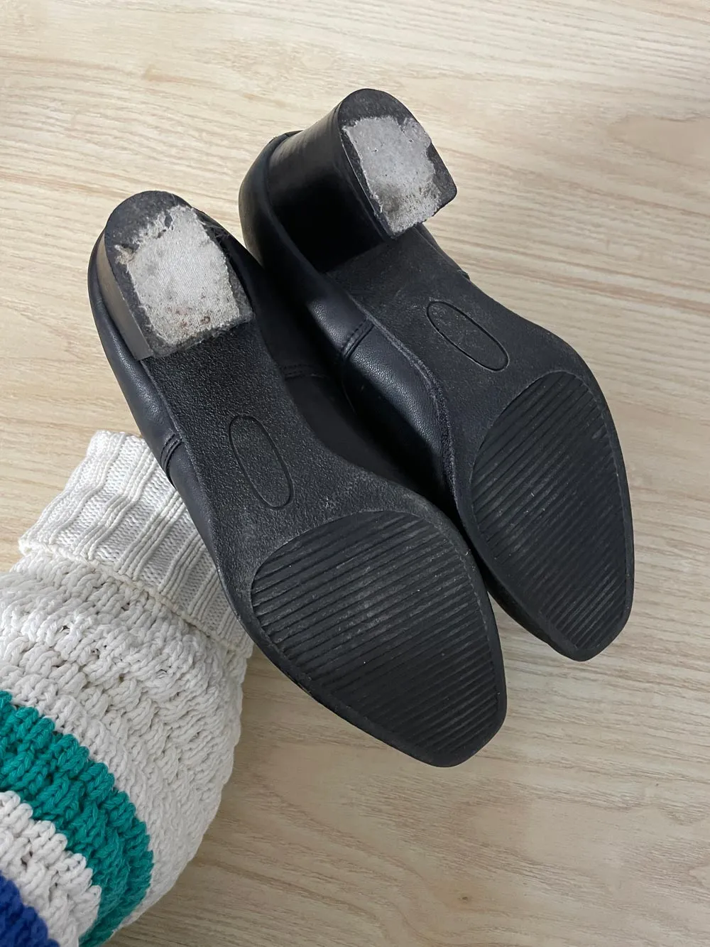 vintage 90s air supply heeled leather loafer sold by Good Market Thrift Store product image thumbnail 5