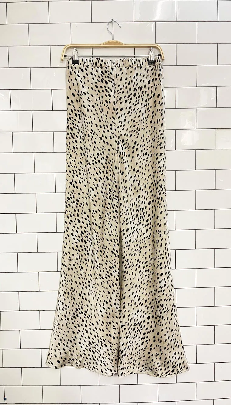 micas animal print satin wide leg pants sold by Good Market Thrift Store product image thumbnail 3
