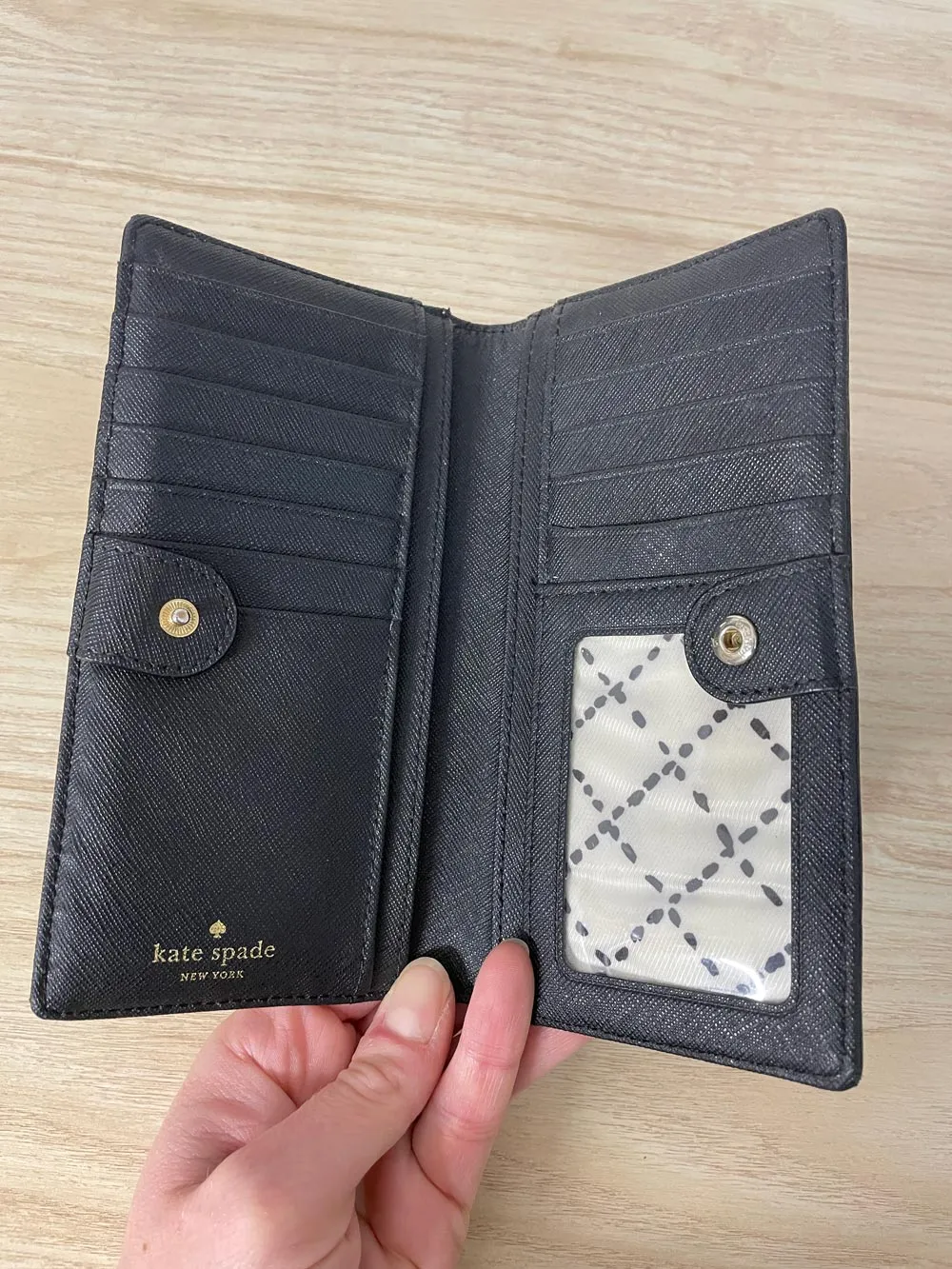 kate spade saffiano leather wallet sold by Good Market Thrift Store product image thumbnail 2