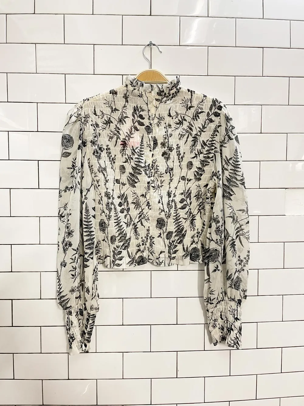 dynamite floral smocked chiffon blouse sold by Good Market Thrift Store product image thumbnail 3