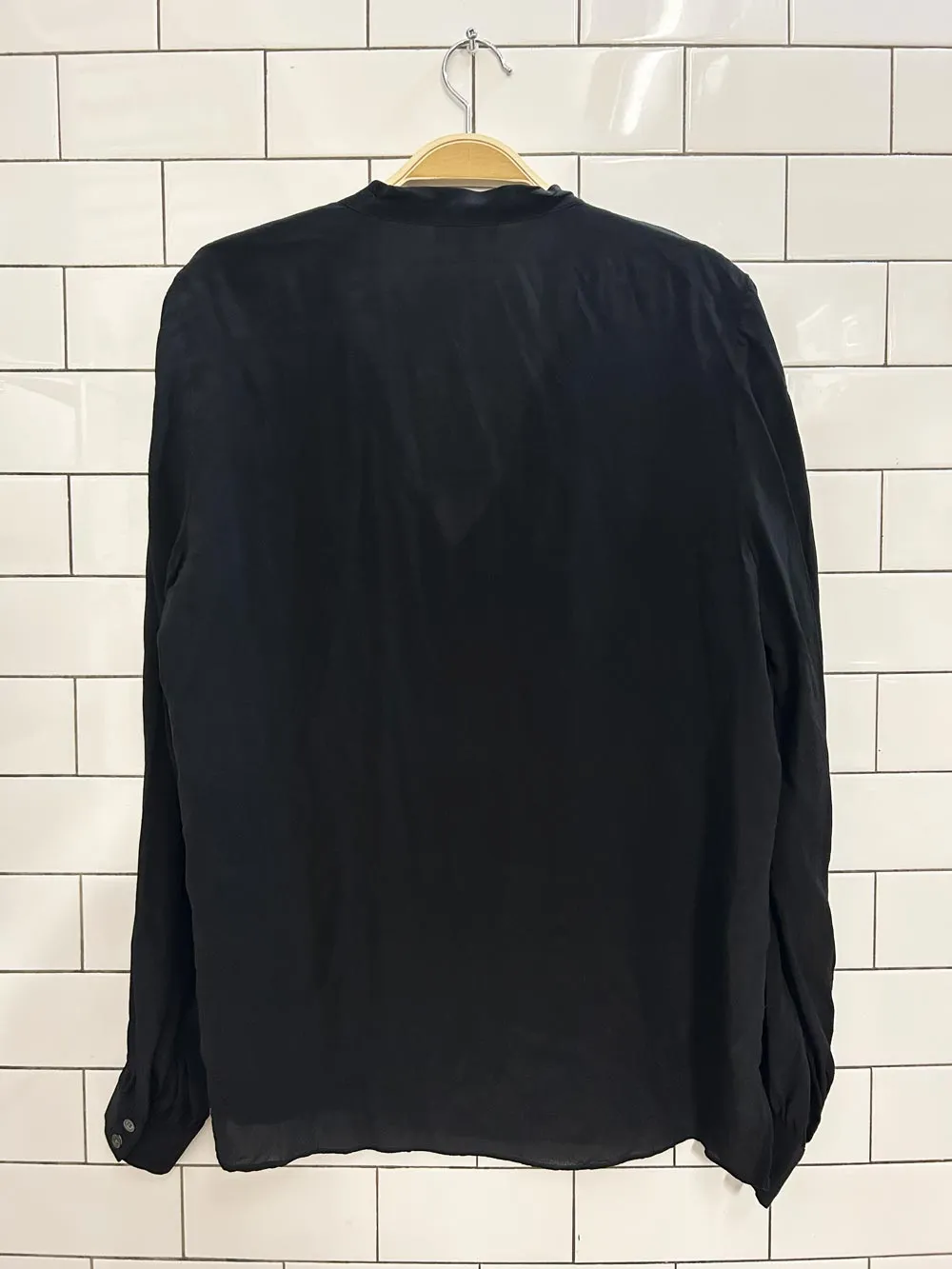 wilfred silk oversized split neck blouse sold by Good Market Thrift Store product image thumbnail 3