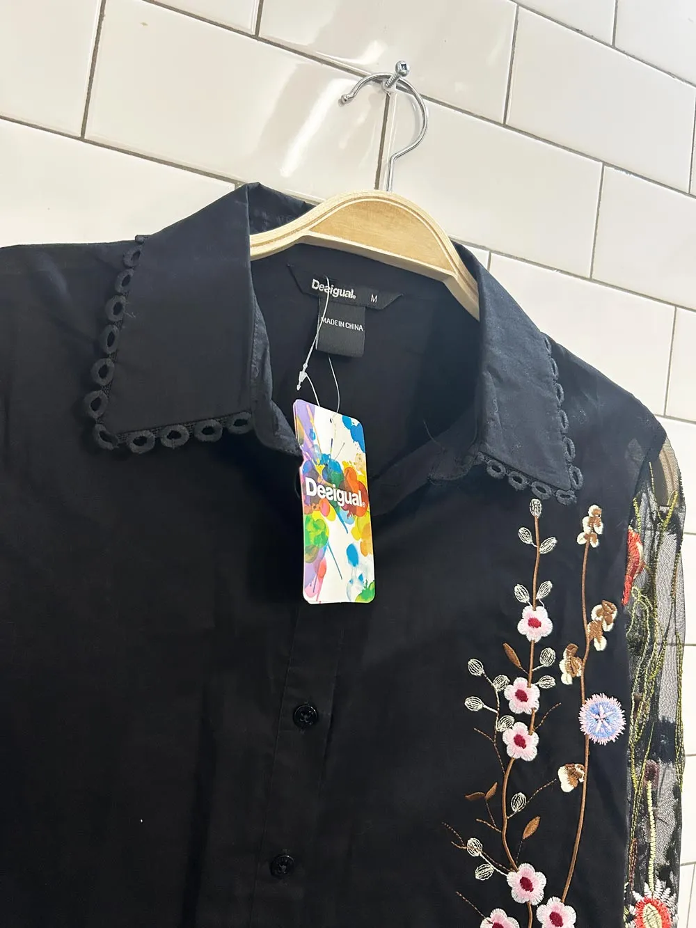 nwt disigual chemise florinda blouse sold by Good Market Thrift Store product image thumbnail 3