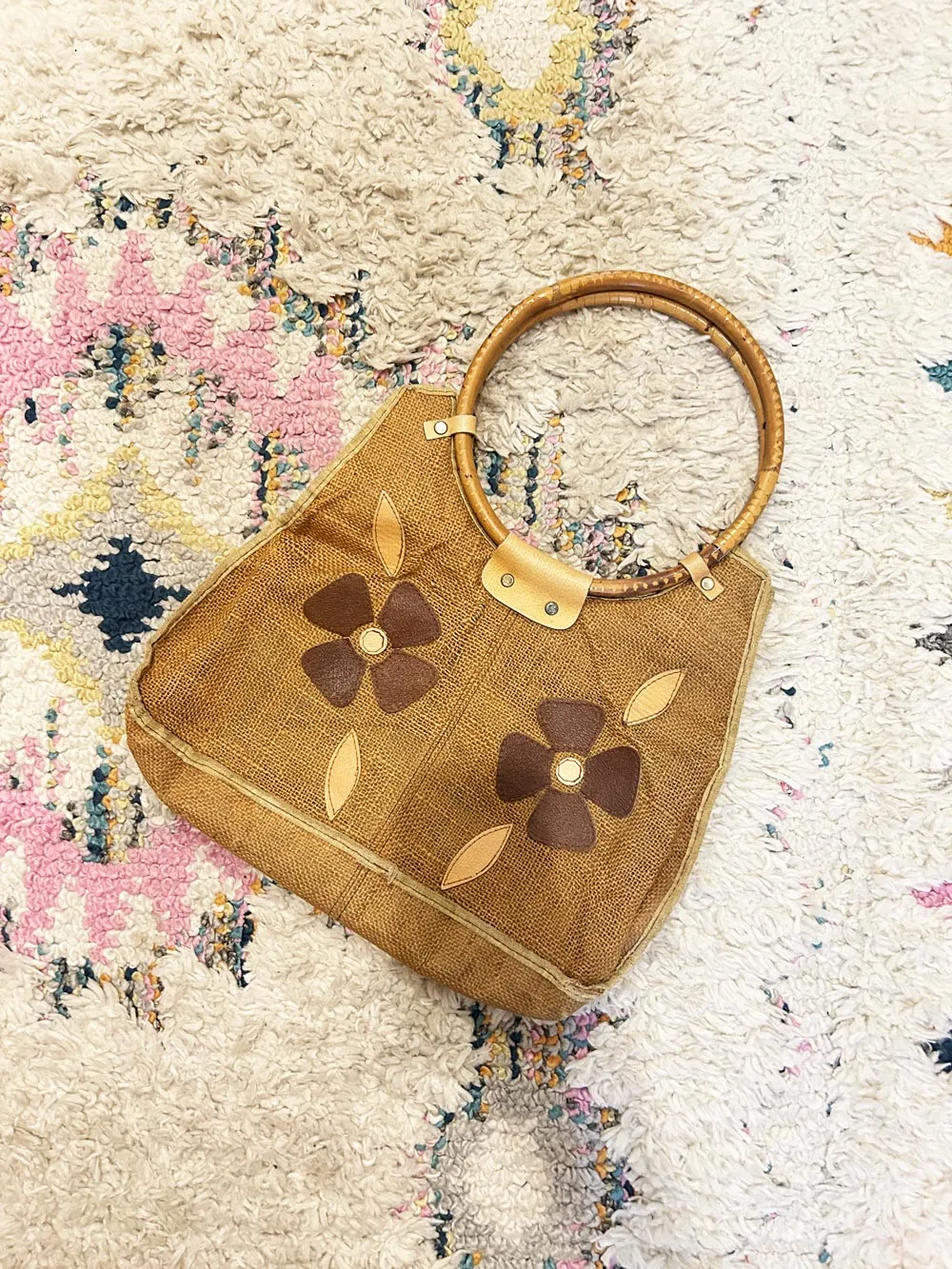 vintage 70s burlap floral handbag sold by Good Market Thrift Store