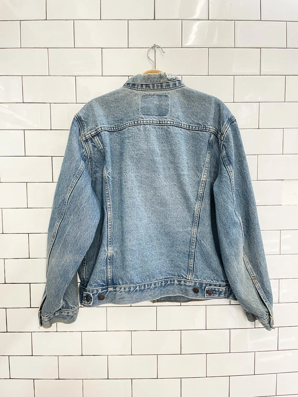 vintage 80s levi's denim trucker jacket sold by Good Market Thrift Store product image thumbnail 5