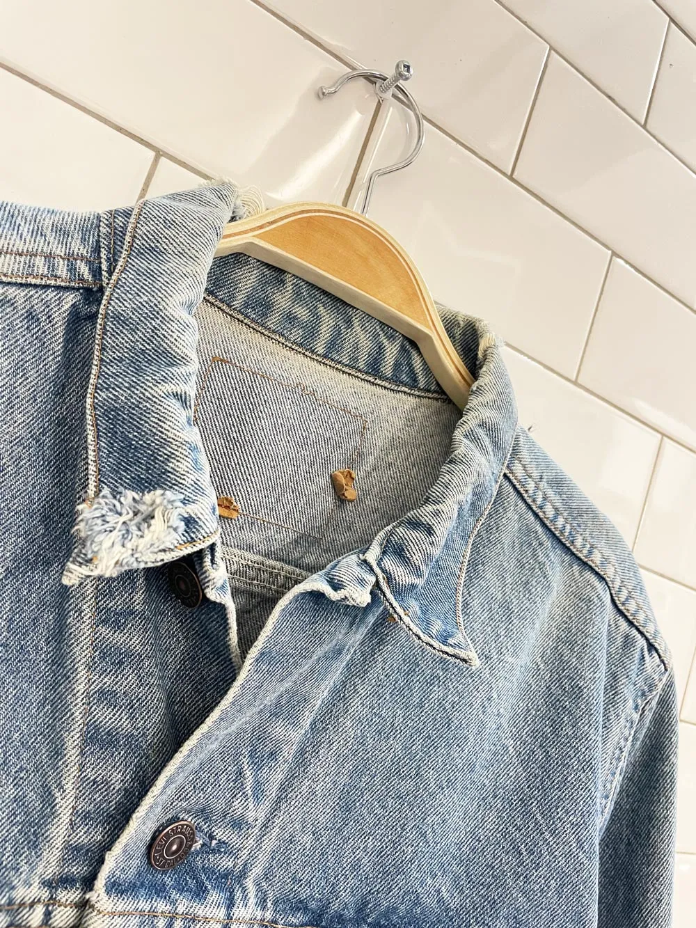 vintage 80s levi's denim trucker jacket sold by Good Market Thrift Store product image thumbnail 2