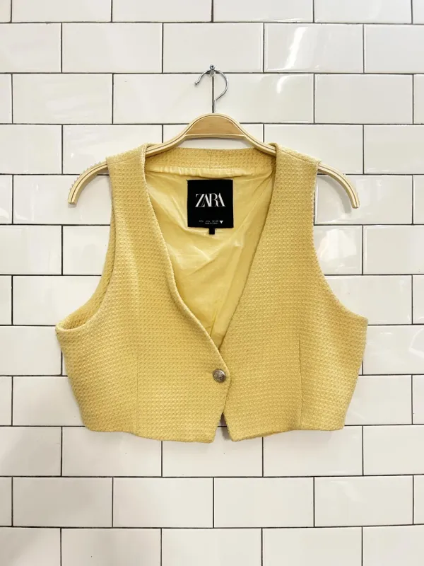 zara crop single button vest sold by Good Market Thrift Store