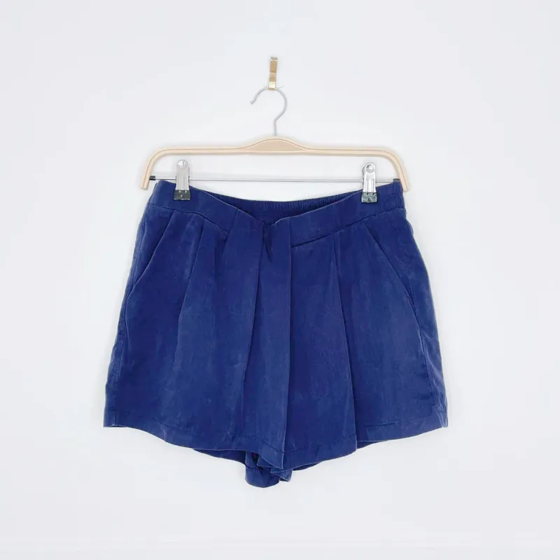lululemon keepsake pleated tencel shorts sold by Good Market Thrift Store