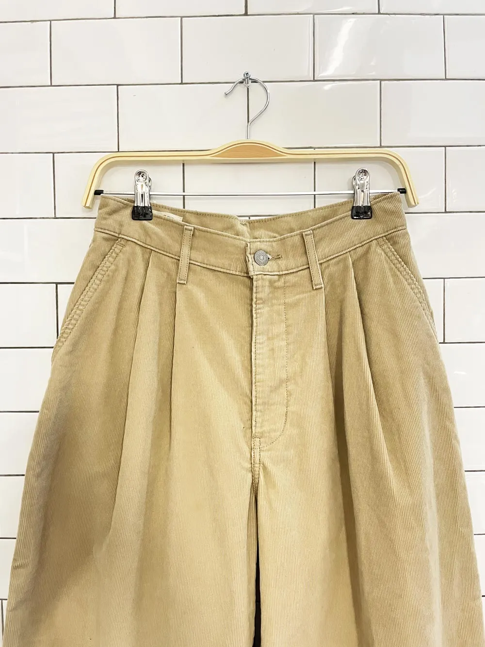 levi's pleated corduroy wide leg crop pants sold by Good Market Thrift Store