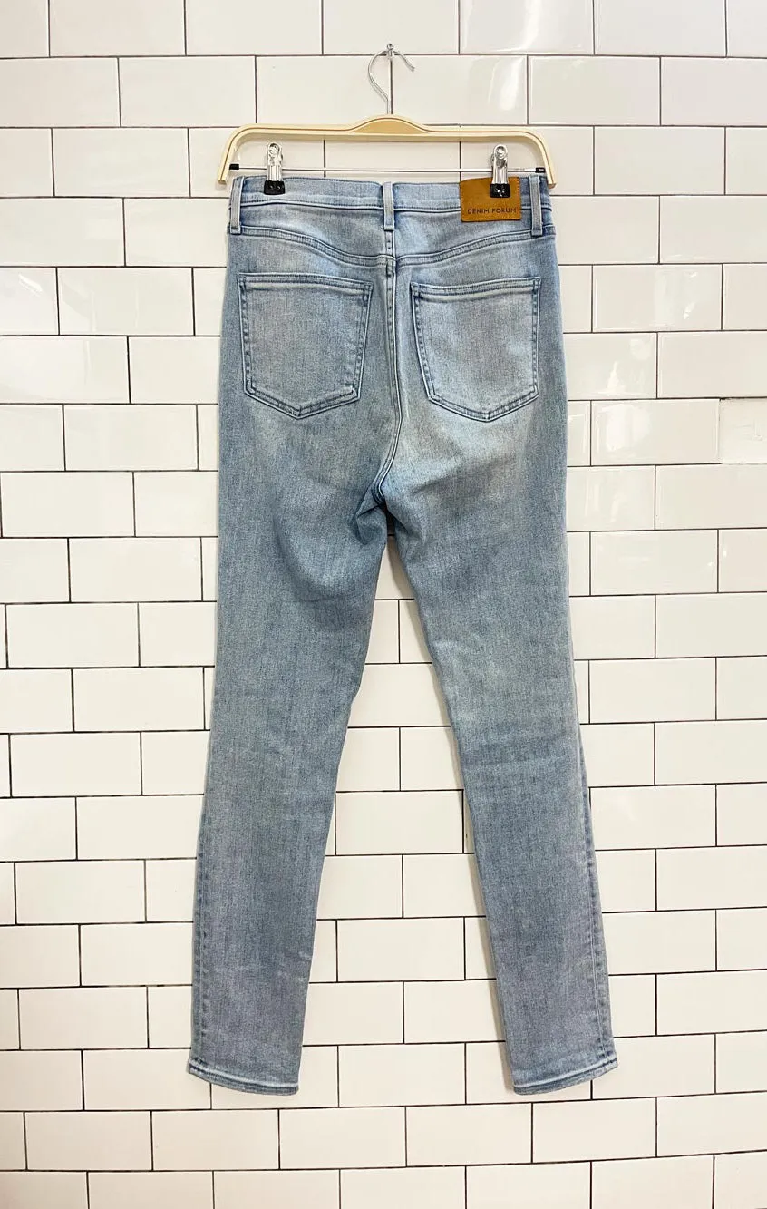 denim forum the lola high rise skinny jean sold by Good Market Thrift Store product image thumbnail 4