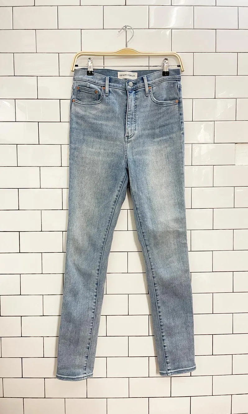 denim forum the lola high rise skinny jean sold by Good Market Thrift Store product image thumbnail 3