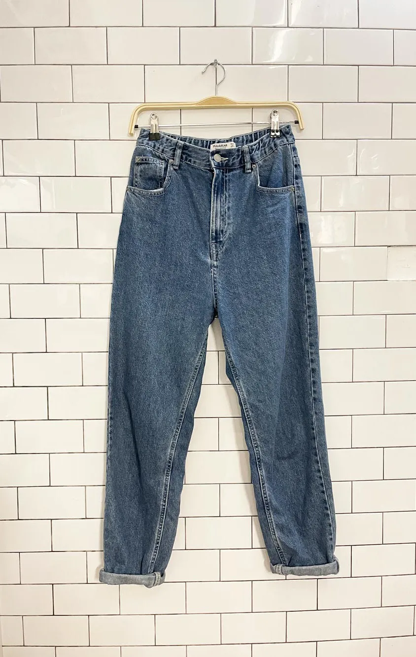 pull & bear high rise mom jeans sold by Good Market Thrift Store product image thumbnail 3
