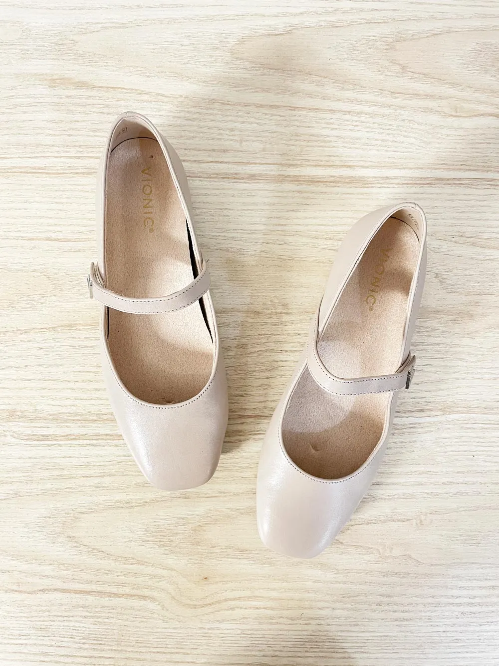 nwot vionic alameda leather mary-jane shoes sold by Good Market Thrift Store