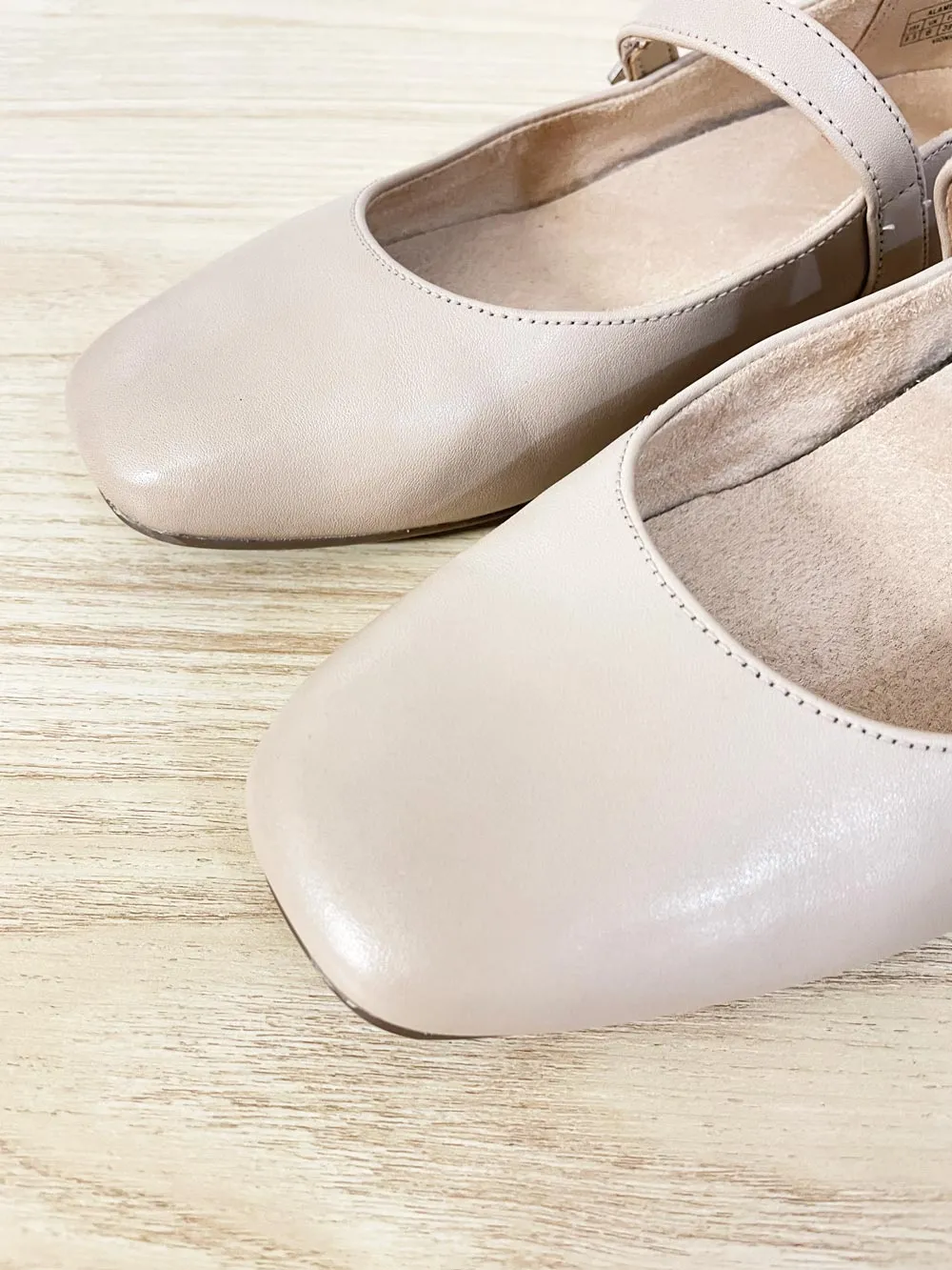 nwot vionic alameda leather mary-jane shoes sold by Good Market Thrift Store product image thumbnail 3