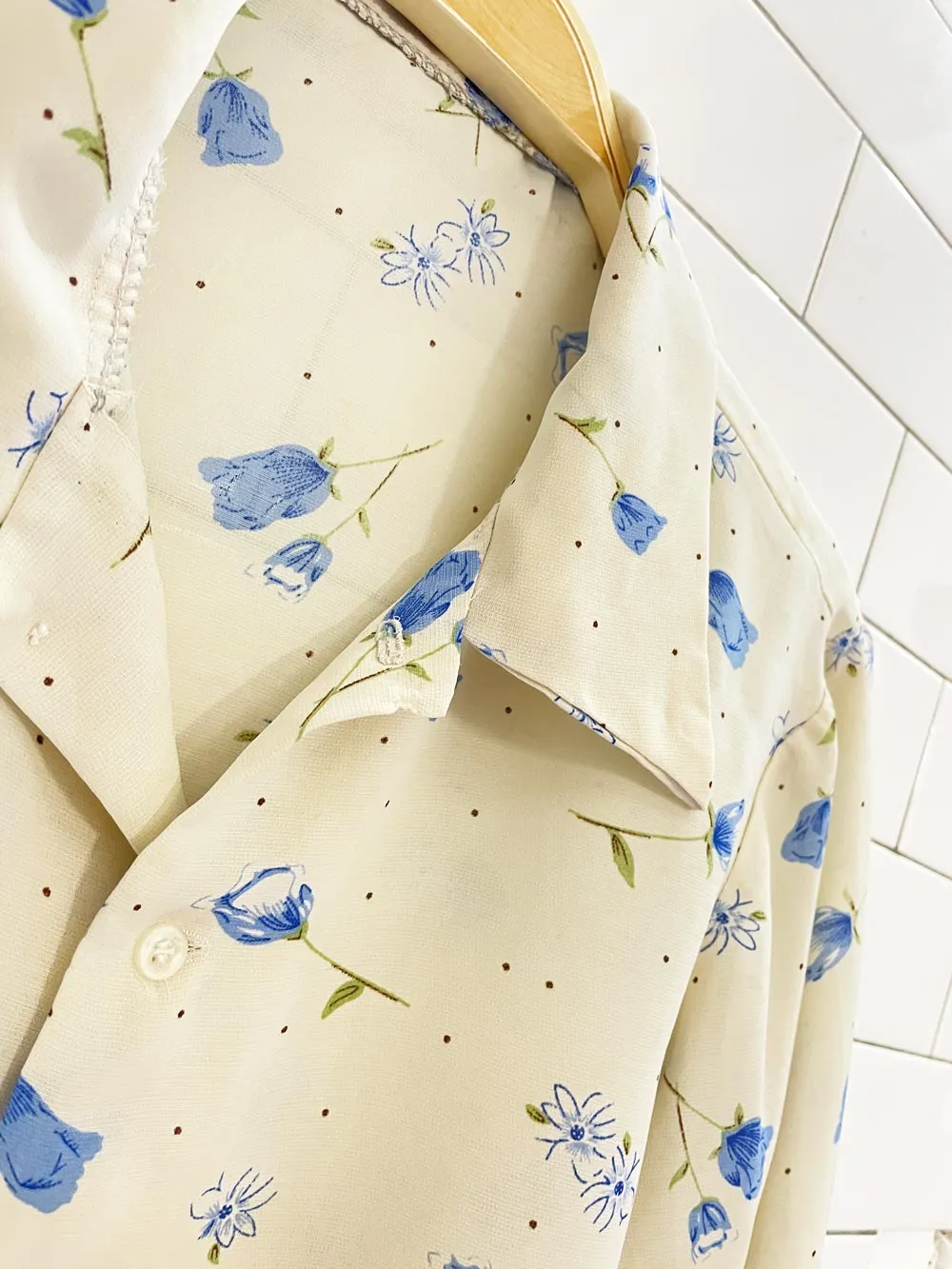 vintage 00s floral chiffon boxy crop blouse sold by Good Market Thrift Store product image thumbnail 2