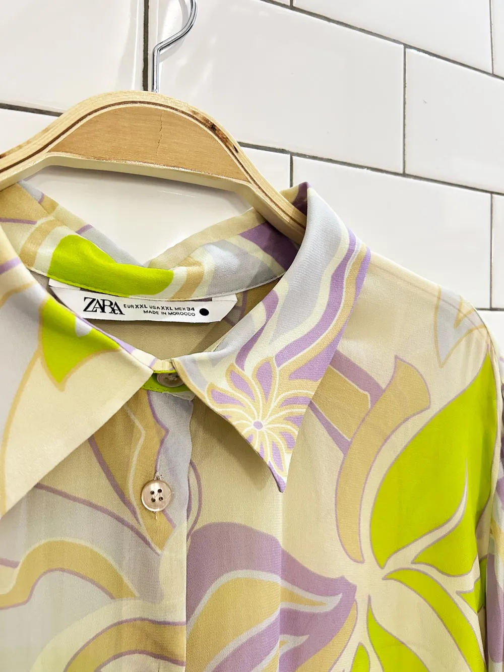 zara retro psycadelic chiffon blouse sold by Good Market Thrift Store product image thumbnail 2