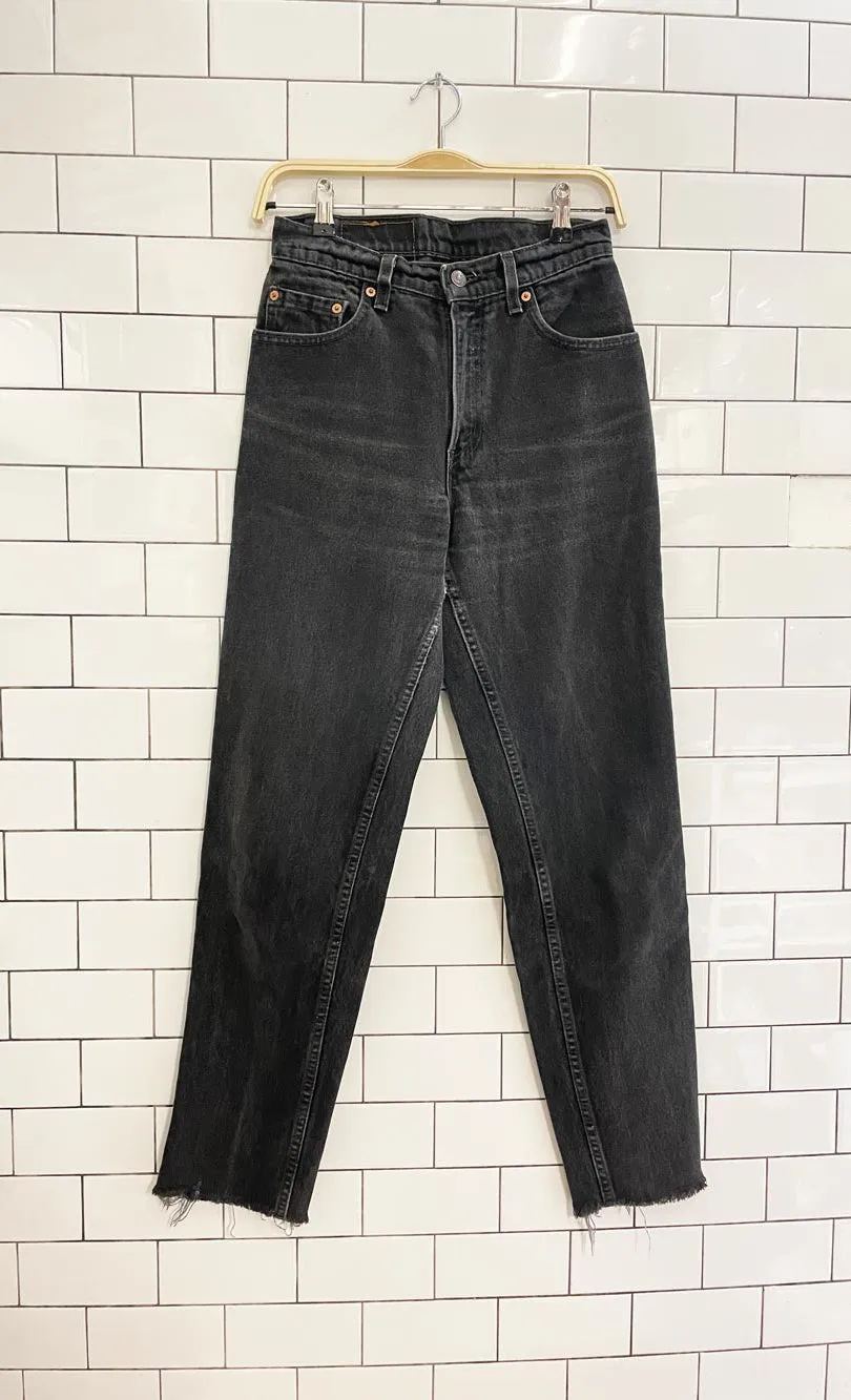 vintage 90s levi's 550 relaxed fit jeans sold by Good Market Thrift Store product image thumbnail 4