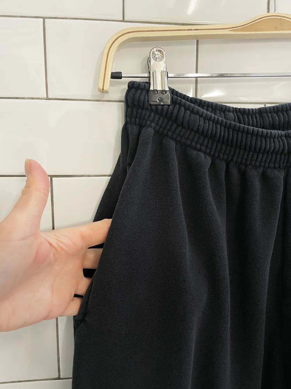 UO iets frans baggy balloon leg sweatpants sold by Good Market Thrift Store product image thumbnail 4