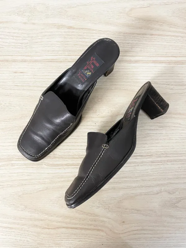 vintage 00s carlos falchi contrast stitch leather mule sold by Good Market Thrift Store